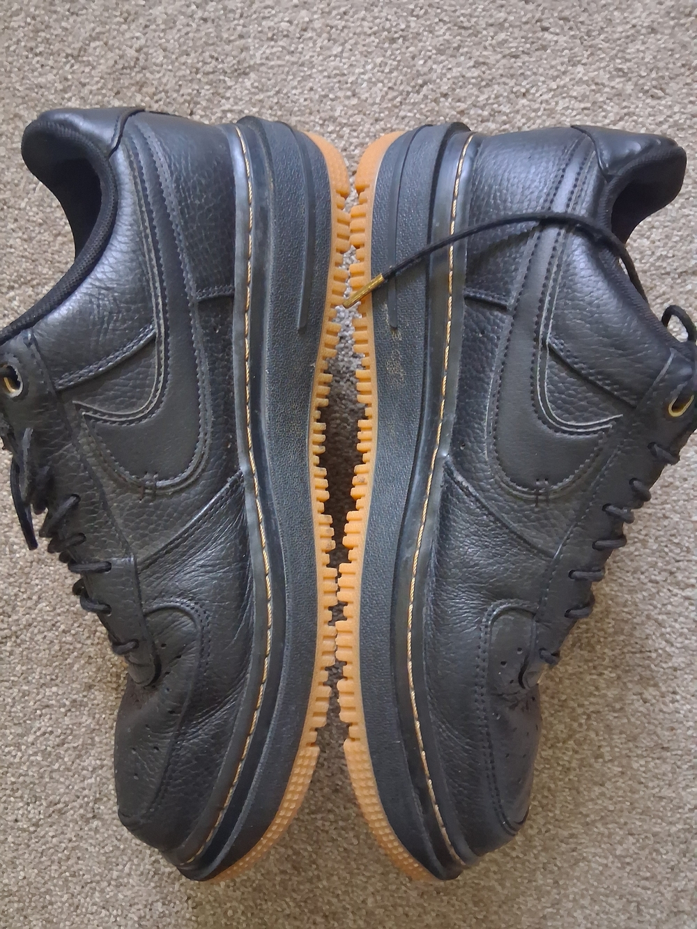 Nike Men’s Black Leather Sneakers with Gum Sole Make Offer!!!!!! - Picture 2 of 9